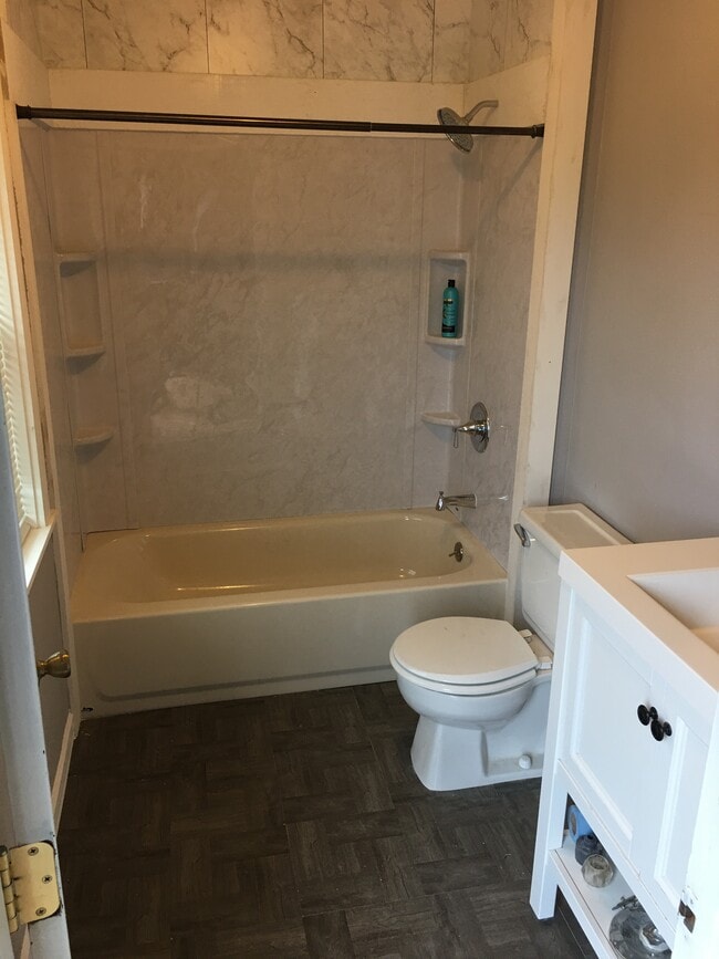 Newly remodelled full bathrooms - 2710 Oliver Ave