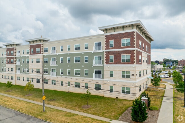 Building Photo - The Eastman Reserve