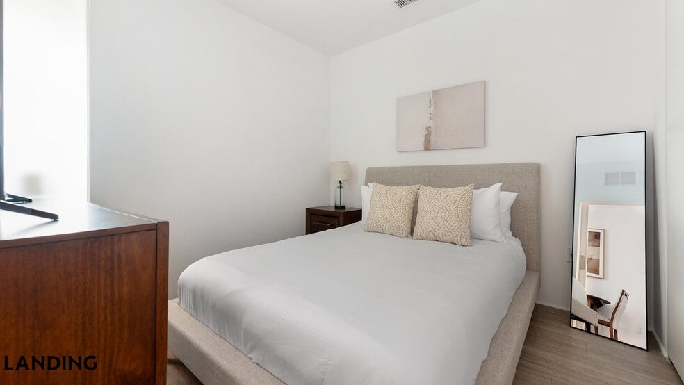 Building Photo - 5334 Baltimore Ave