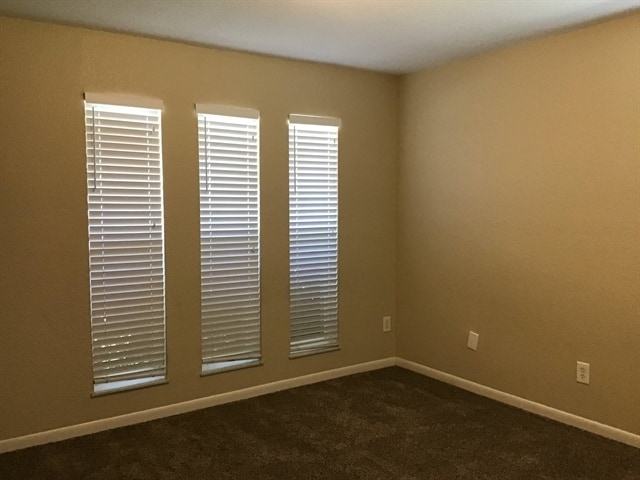 Building Photo - 2774 SE Bishop Ave