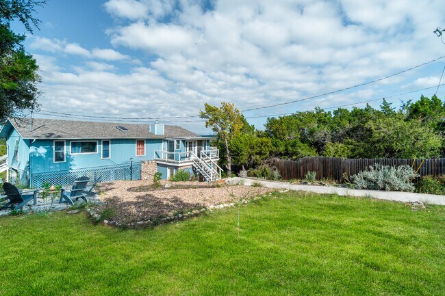 Building Photo - 193 Black Oak Dr
