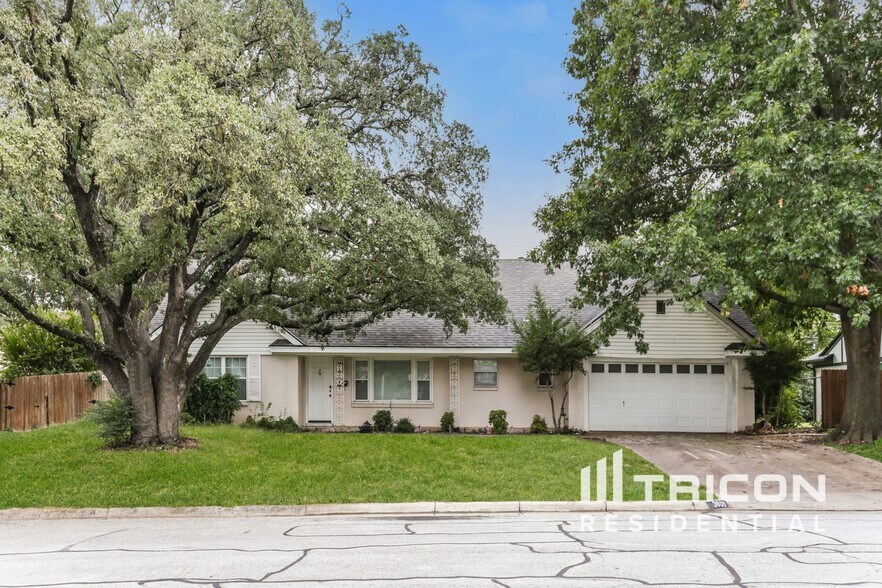 Primary Photo - 3609 Wedghill Way