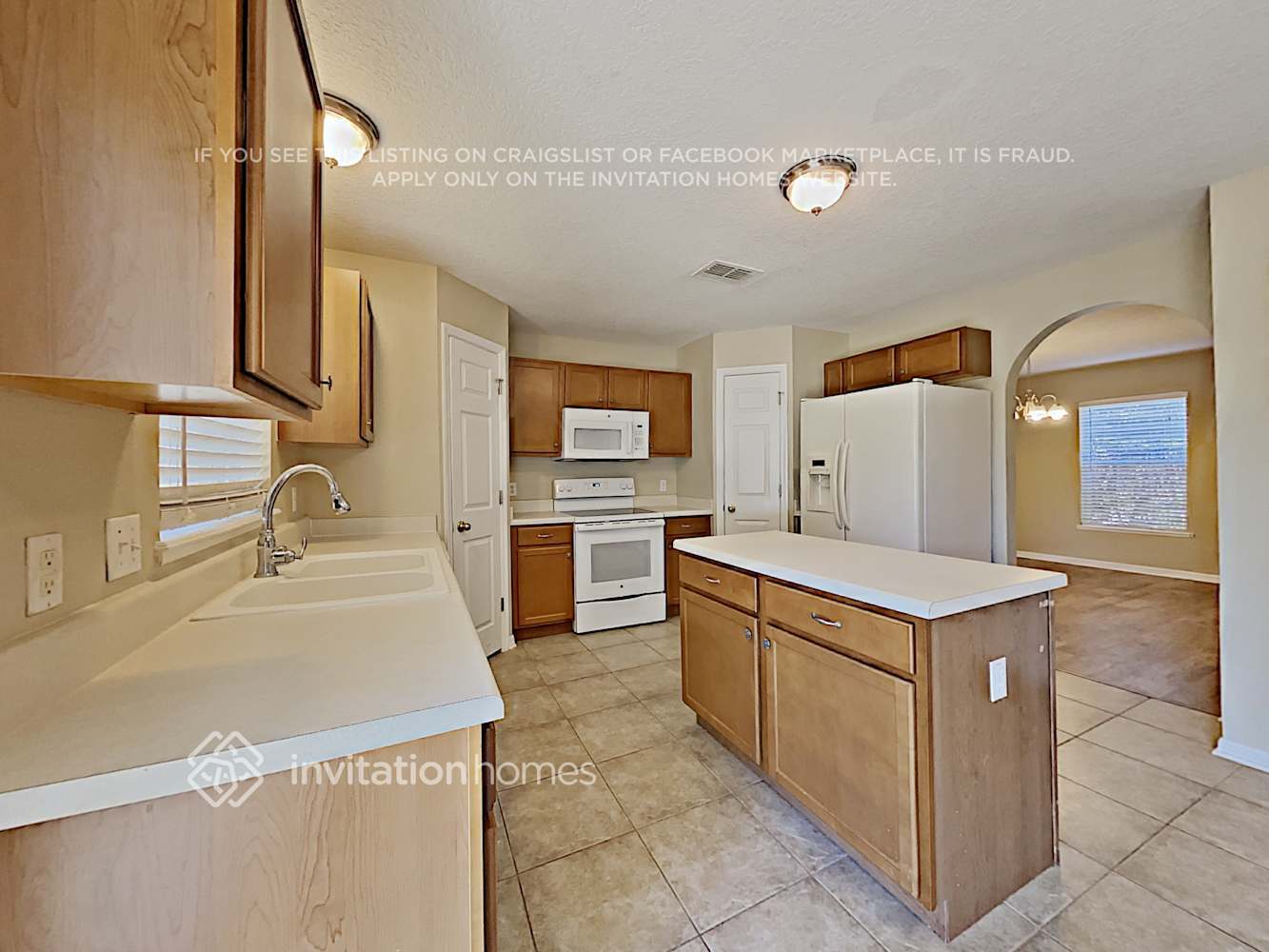 Building Photo - 1806 Torrington Dr