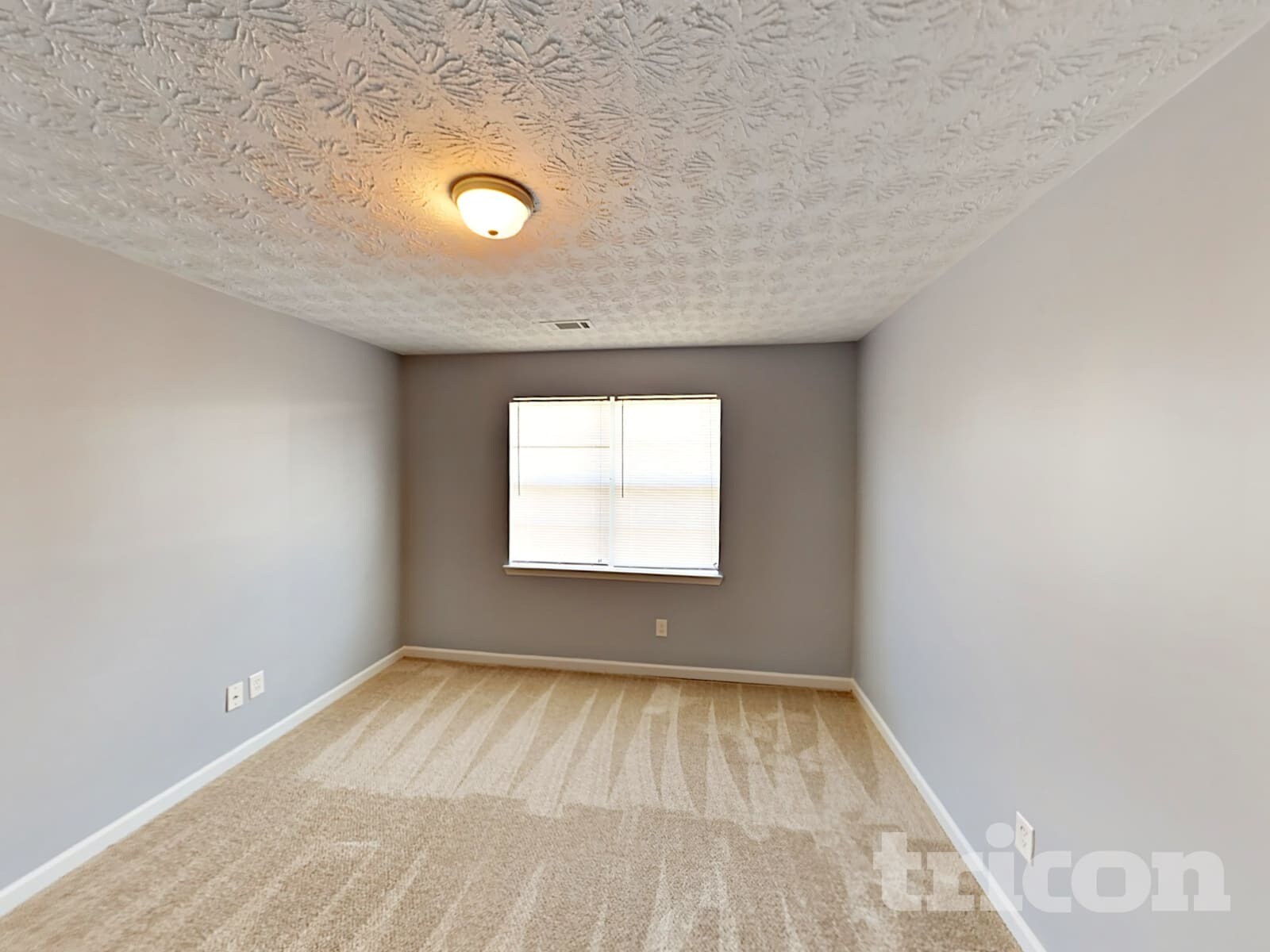 Building Photo - 160 Brighton Dr