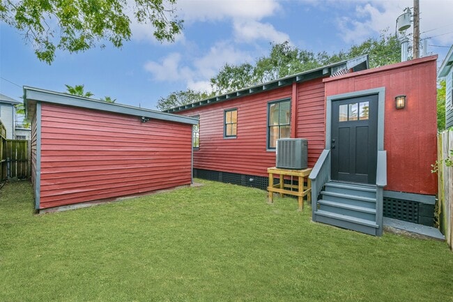 Building Photo - 1616 38th St