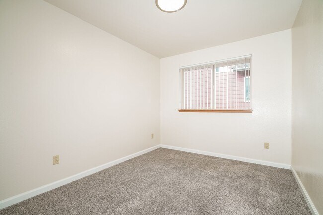 Building Photo - Welcome to Magenta Apartments – Where Quie...