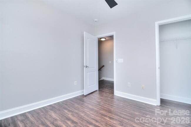 Building Photo - 11058 Cedar Walk Lane