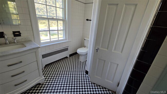 Building Photo - 98 S Hamilton St