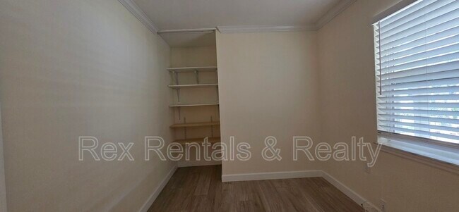 Building Photo - 4095 14th St NE