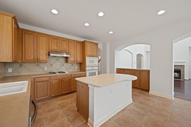 Building Photo - 6920 Larue Belle Cove