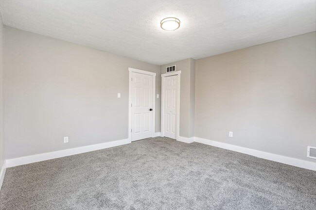 Building Photo - Completely Renovated 4 Bedroom Home in West View!!