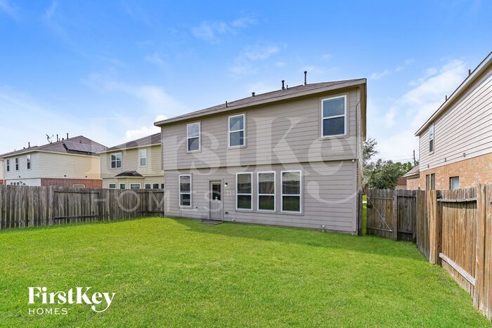 Building Photo - 9615 Barr Spring Dr