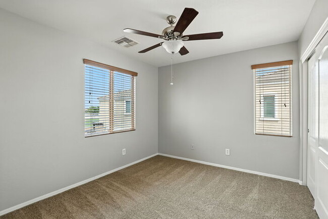 Building Photo - 2240 S Buckaroo Trail