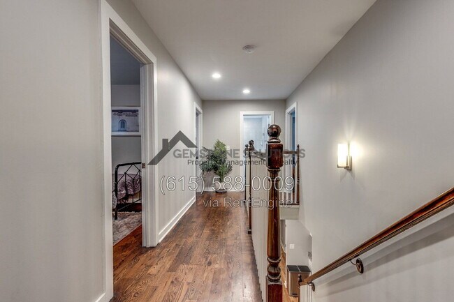 Building Photo - 1516 23rd Ave N