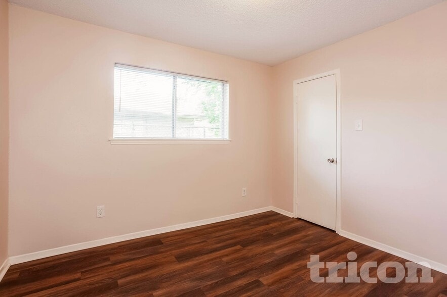 Building Photo - 12119 Fawnway Dr