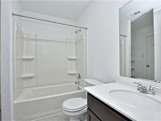 Building Photo - 17301 Leafroller Dr