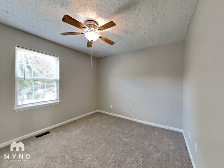 Building Photo - 105 Bridgedale Ct