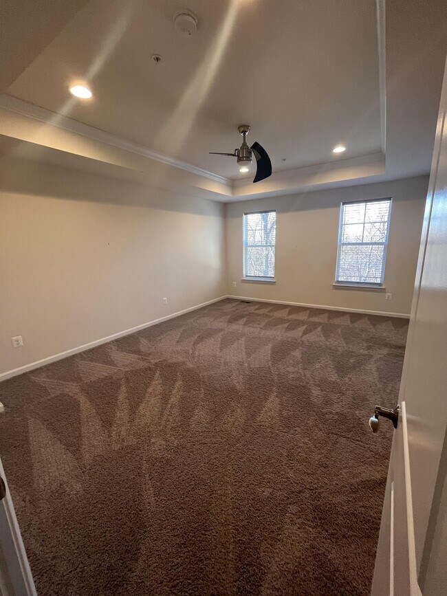 Building Photo - 5660 Scott Ridge Pl