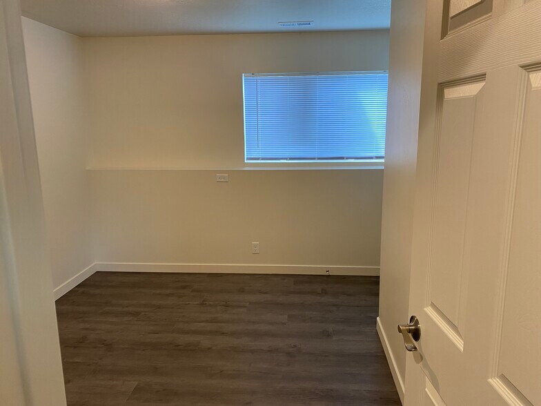 Middle room - 2817 S 1150 W