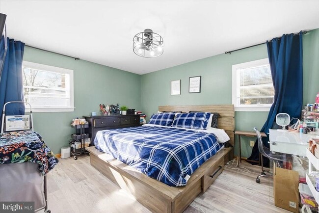 Building Photo - 15610 Bounds Ave