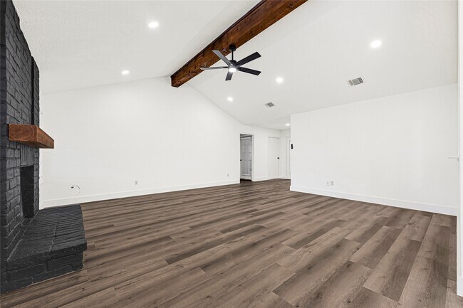 Building Photo - 17711 Wild Willow Ln