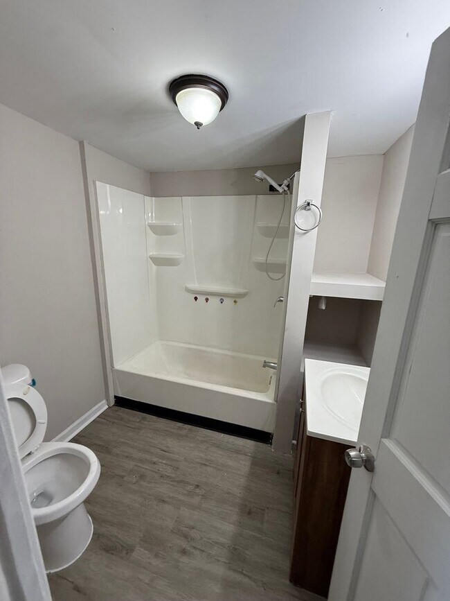 Building Photo - SECTION 8 and EDEN Accepted!! Your Newly R...