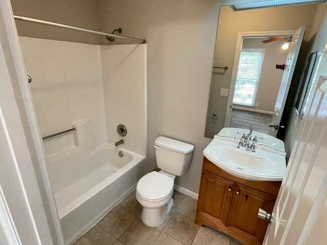 Building Photo - South Nashville off Nolensville Rd close t...