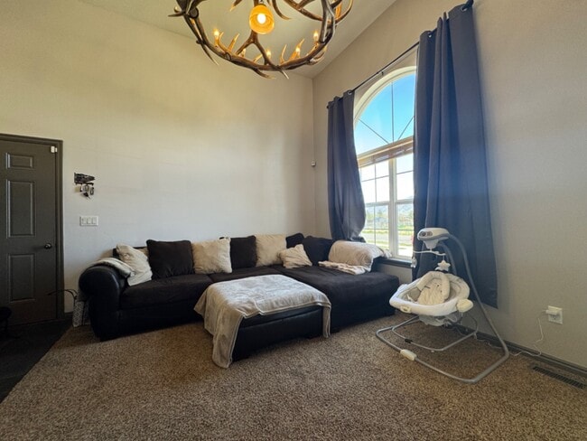 Building Photo - 3261 S 1500 W