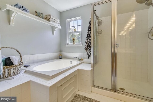 Building Photo - 350 Tannery Dr