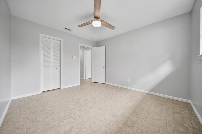 Building Photo - 1059 Richelieu Ln