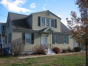 Building Photo - 706 Lancaster St