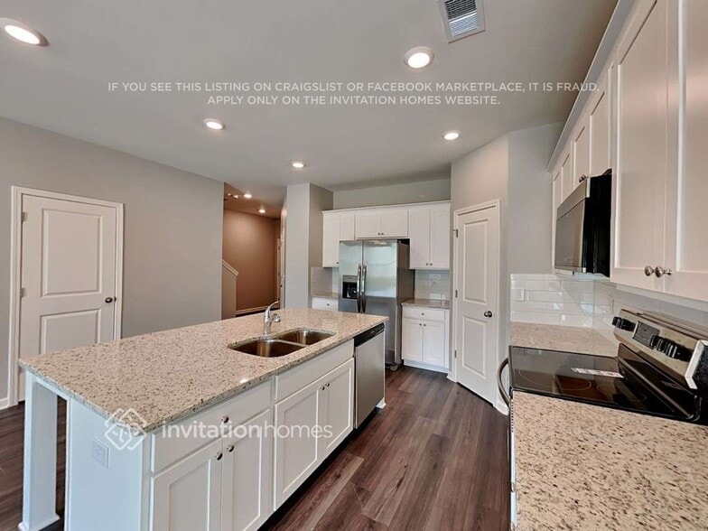 Building Photo - 143 Webster Cir