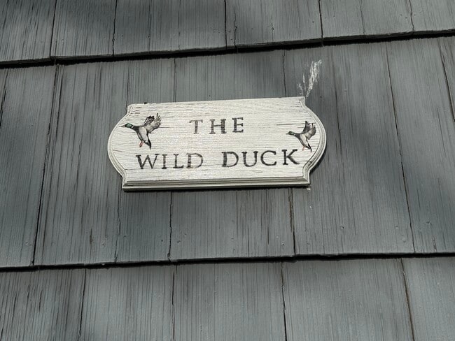 Building Photo - 621 Fairfield Beach Rd