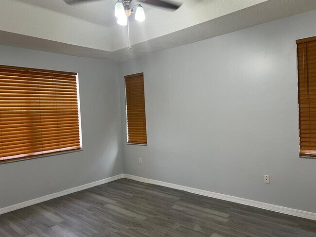 Building Photo - 2758 SW 129th Terrace