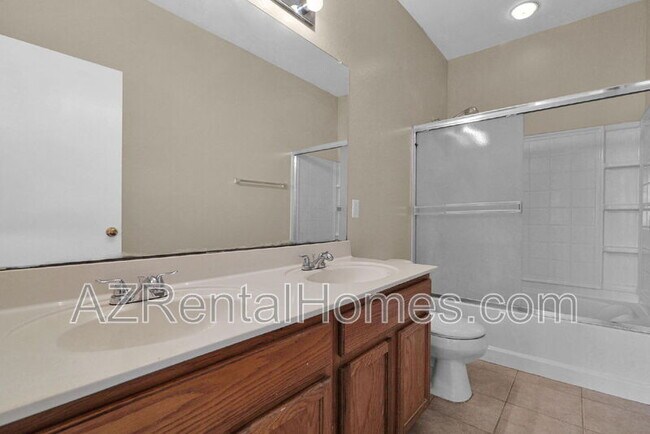 Building Photo - 6308 S 69th Glen