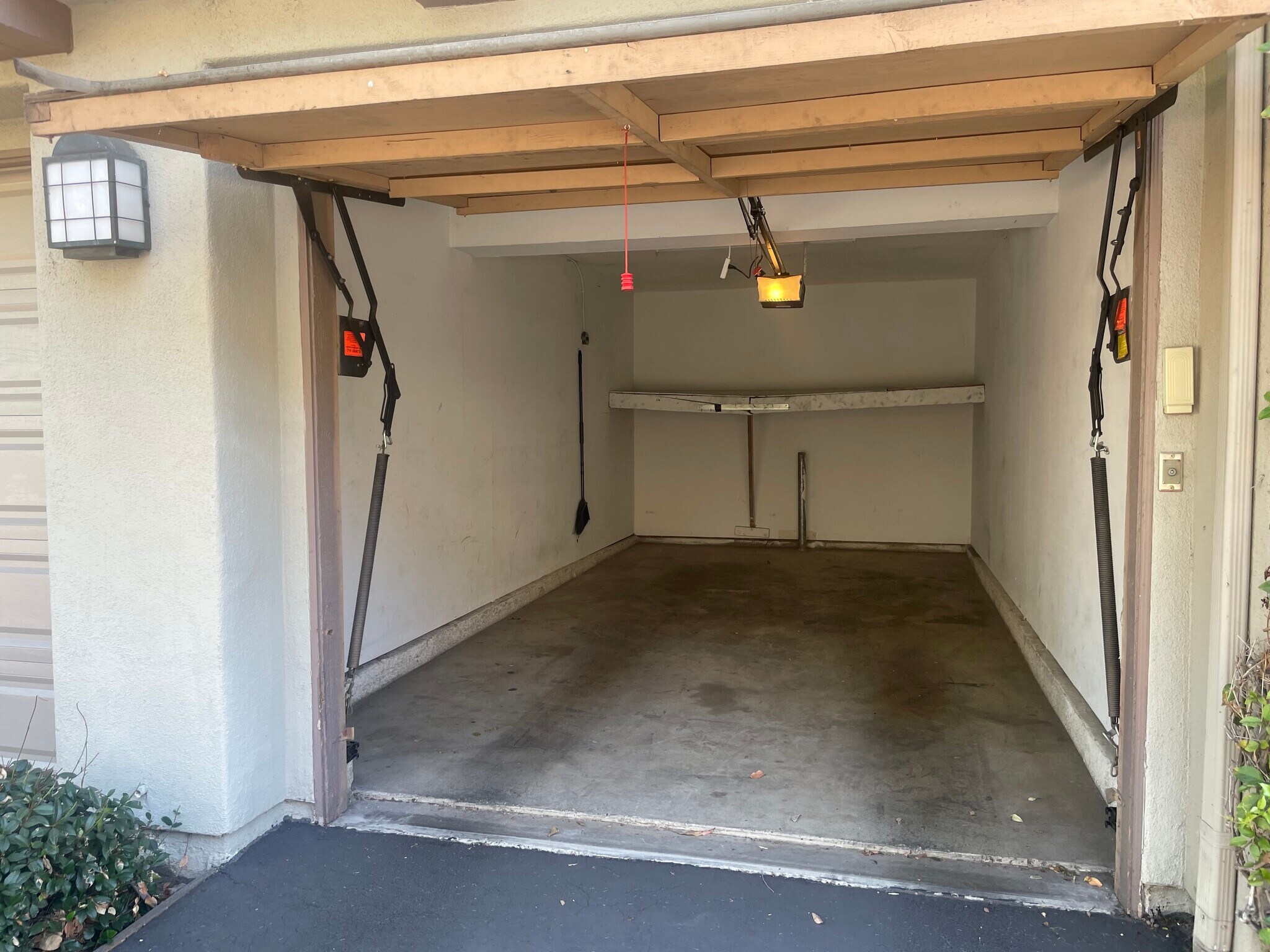 One car garage with remote - 2800 Keller Dr