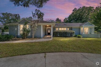 Building Photo - Shadow Woods Pool Home