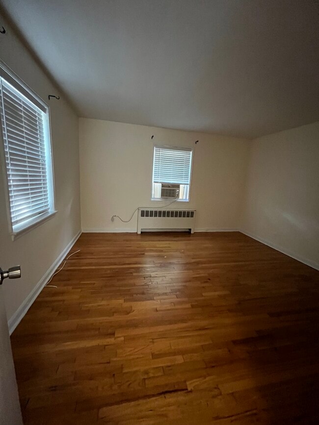 Building Photo - 51 W Hudson Ave