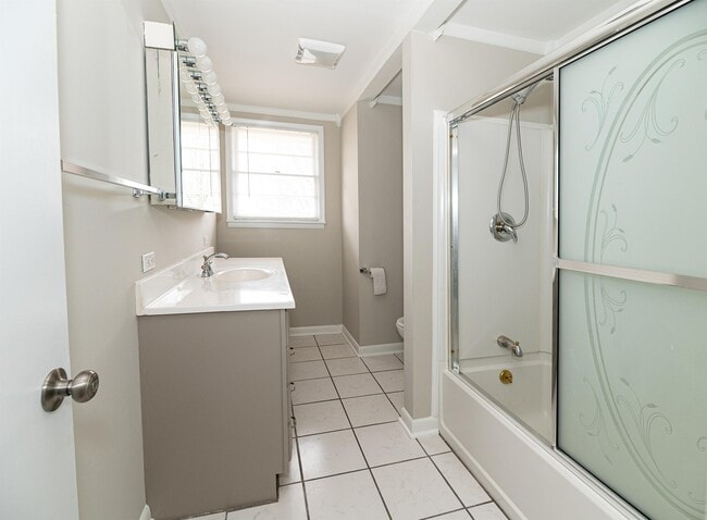 Building Photo - 519 Harolds Dr NW