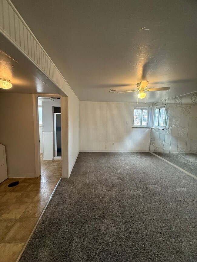 Building Photo - $0 DEPOSIT OPTION, CHARMING 3 BED 2 BATH TRADITIONAL HOME!! HUGE YARD, STEPS FROM PEORIA STATION