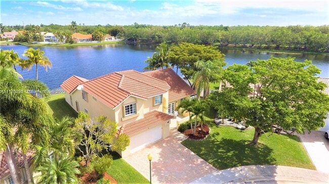 Building Photo - 1127 Laguna Springs Dr