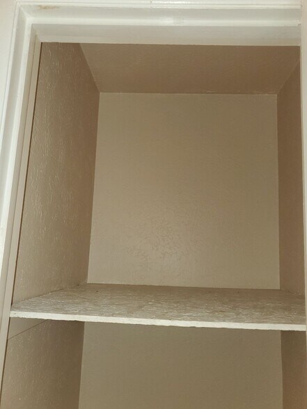 Building Photo - 23755 Banbury Cir