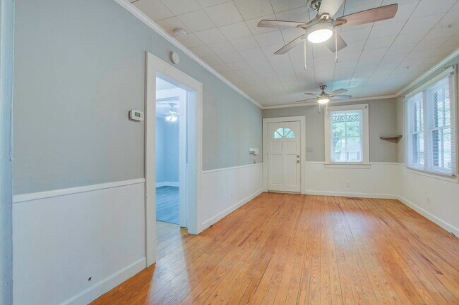 Building Photo - 1839 Elsey Dr