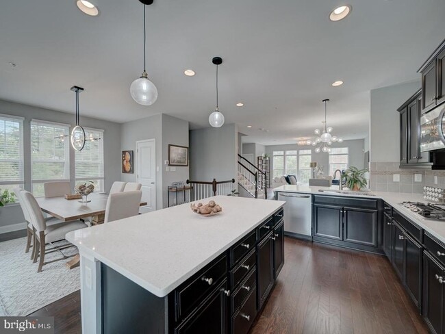 Building Photo - 2805 Medstead Ln
