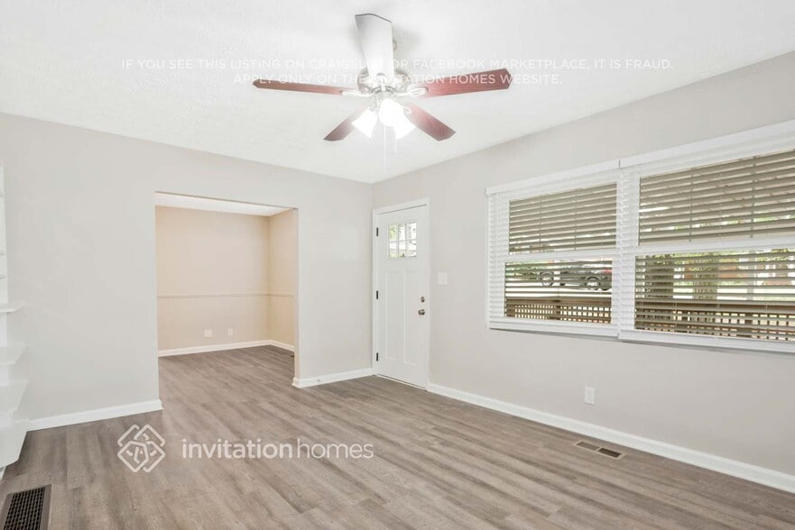 Building Photo - 2100 Dellwood Pl