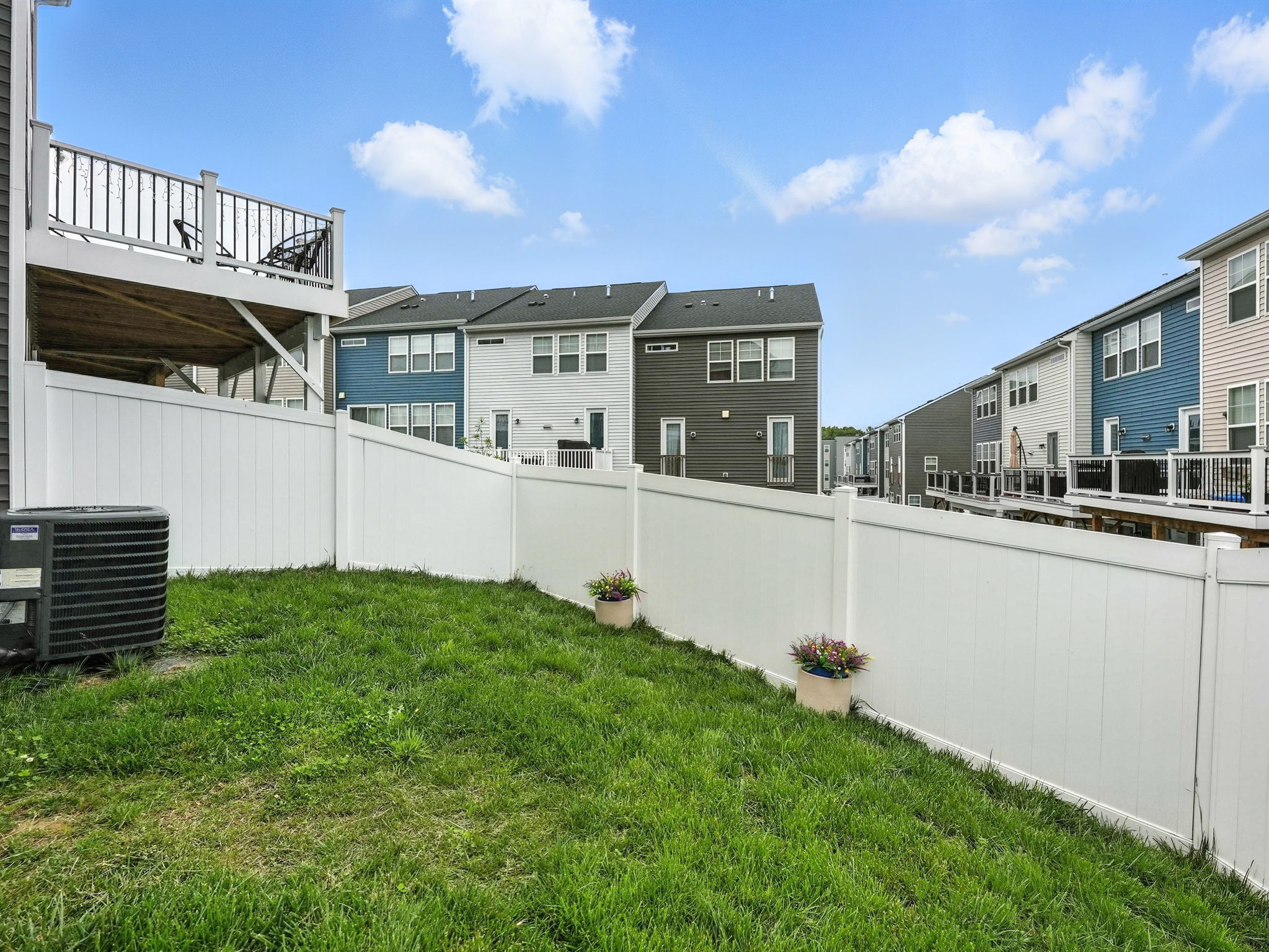 Building Photo - 18286 Summit Pointe Dr
