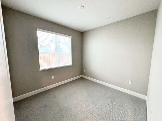 Building Photo - Newly Built Antioch Home For Rent