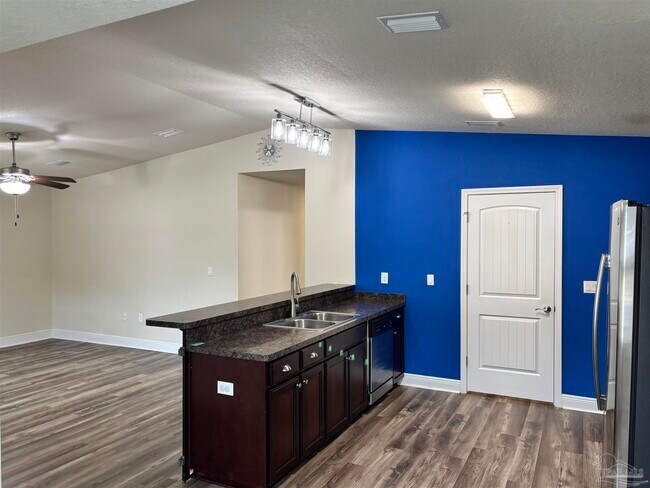 Building Photo - 5143 Carmell Ridge Cir