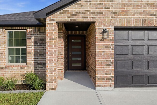 Building Photo - 13134 Lake Conroe Bay Rd