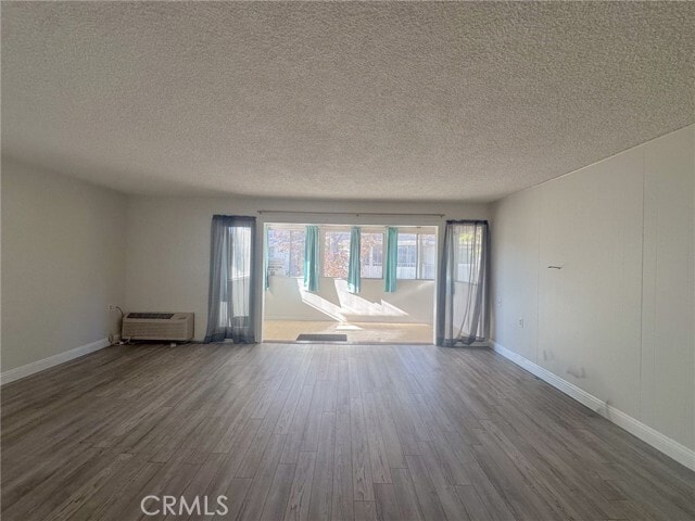 Building Photo - 353 Avenida Sevilla